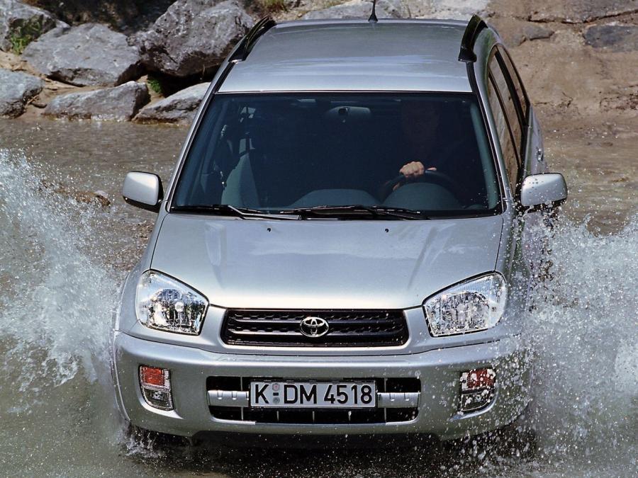  Toyota RAV4 5-Door 2000 года  (фото 18 из 22)